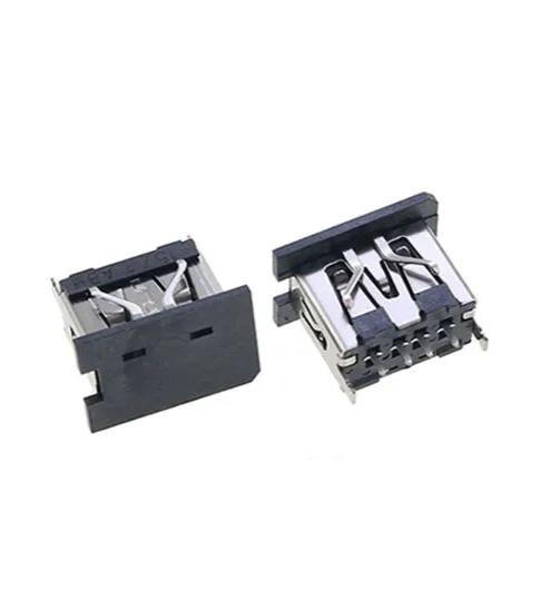 Port USB 2.0 PS5